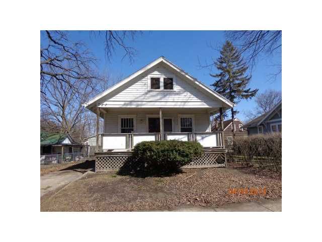 2113 S Rundle Ave, Lansing, MI 48910