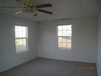 80 Paul Ave, Taylorsville, KY 40071