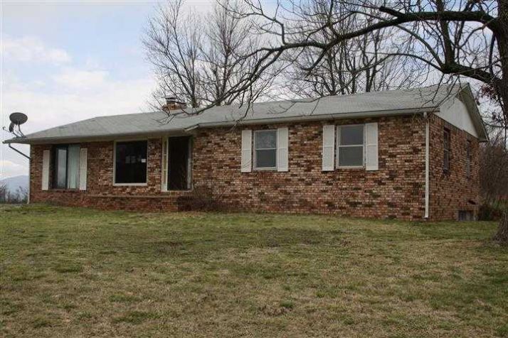 2292 Countryside Rd, Harrison, AR 72601