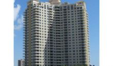 19501 W COUNTRY CLUB DR # 2111 Miami, FL 33180