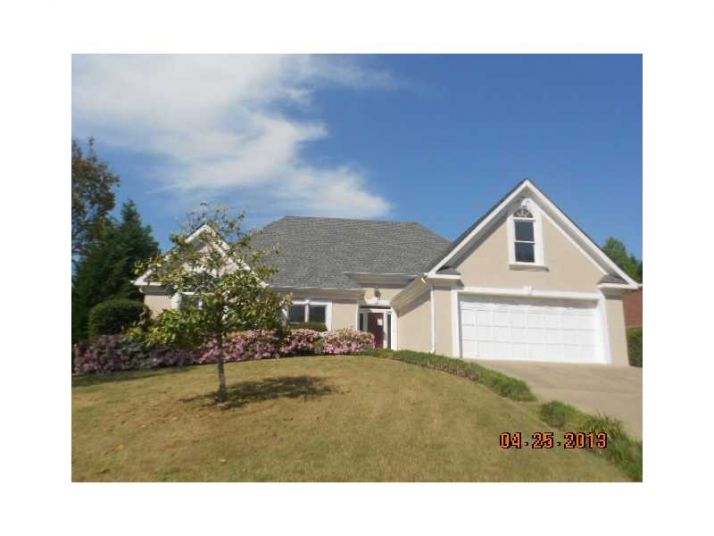 1012 Sunny Glenn Ct, Lawrenceville, GA 30043