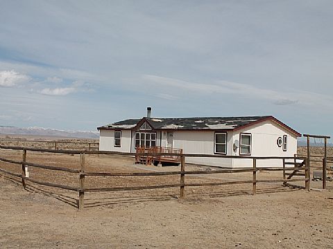 254 Two Valley Road, Riverton, WY 82501