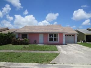 5618 Lake George Pl, Lake Worth, FL 33463