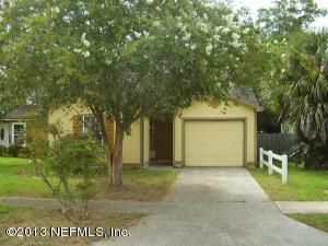 2465 Wattle Tree Rd E, Jacksonville, FL 32246