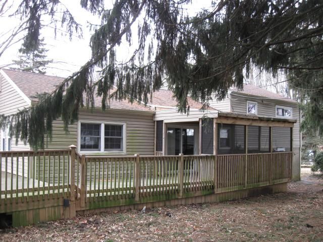 236 Arundel Ave, Horsham, PA 19044