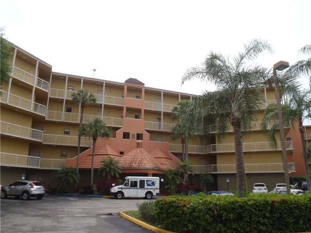 8290 Lake Dr Apt 230, Miami, FL 33166