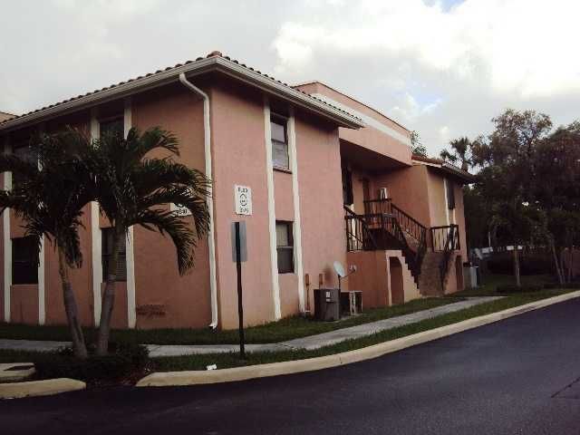 9810 Hammocks Blvd Apt 203, Miami, FL 33196