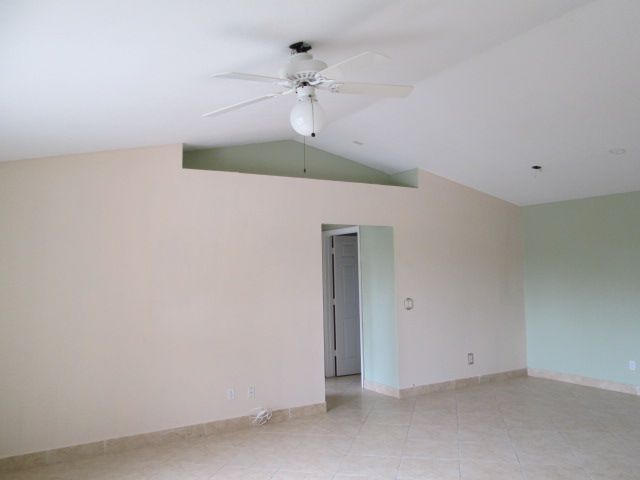817 Dixie Ave, Lehigh Acres, FL 33972