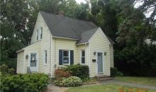 38 Hillside St Manchester, CT 06042