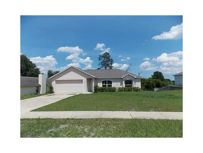 3036 Bonkirk Dr, Deltona, FL 32738