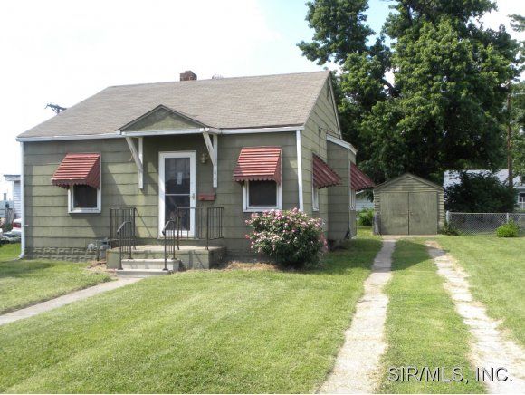 1517 Clark Ave, Granite City, IL 62040