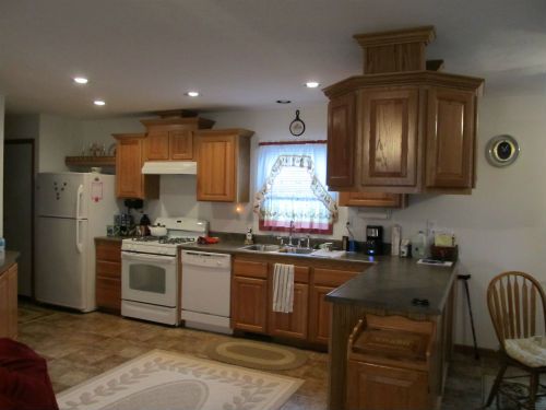 2744 Harbour Court, Lapeer, MI 48446
