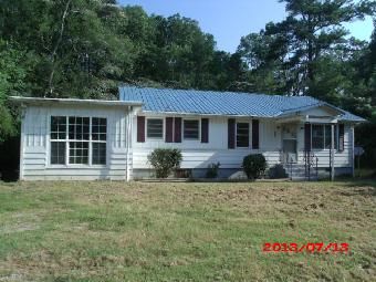 701 Parker Blvd, Weaver, AL 36277