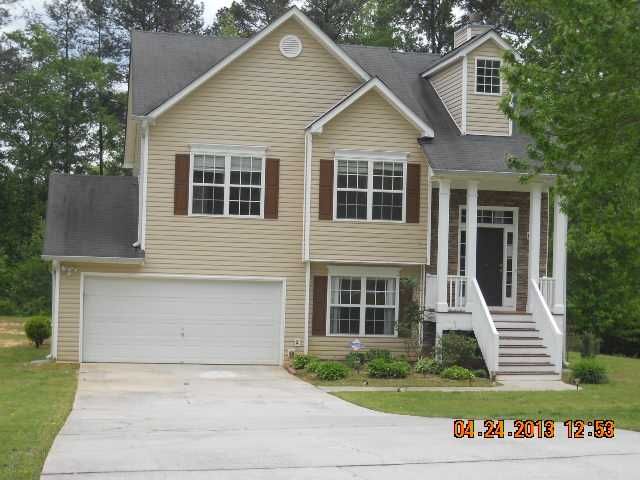 2090 Harvest Cir, Fairburn, GA 30213