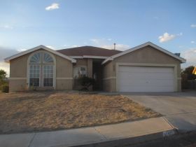 5147 Emerald Street, Las Cruces, NM 88012