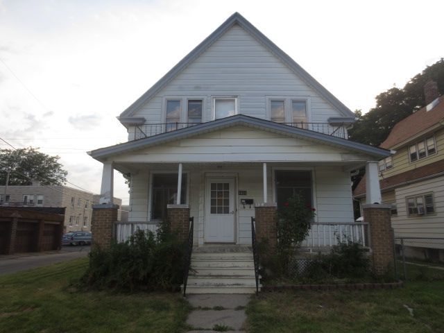 1311 S 38th St, Milwaukee, WI 53215