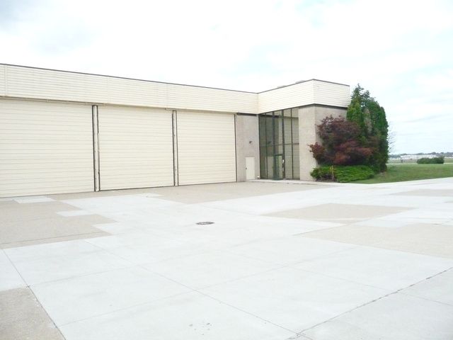 3040 AIRPARK, Flint, MI 48507