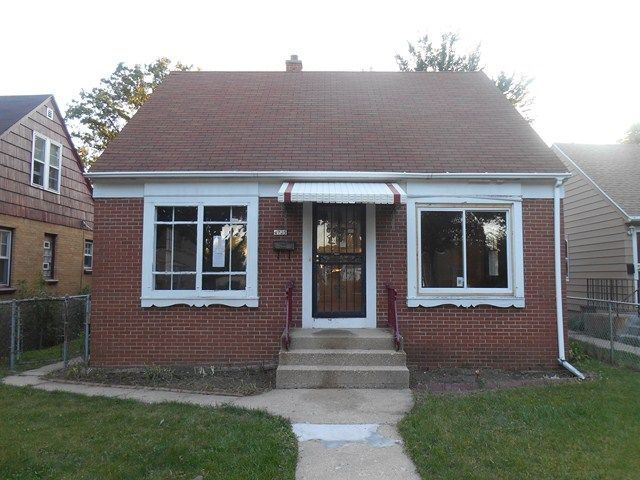 4725 N 42nd Street, Milwaukee, WI 53209