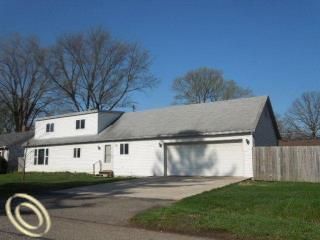 21621 Hamilton Ave, Farmington, MI 48336