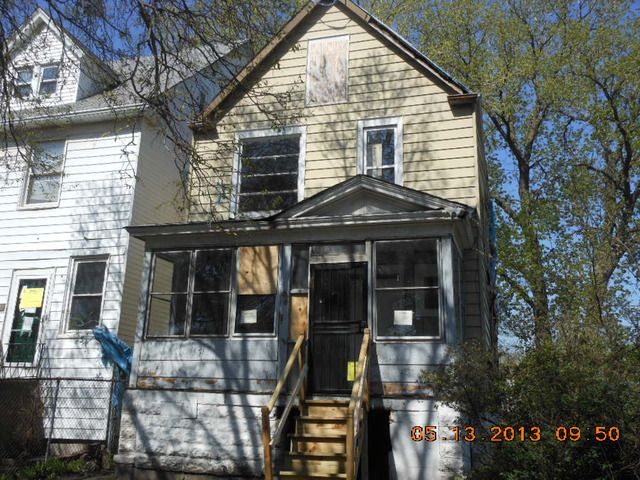 8218 S Cornell Ave, Chicago, IL 60617