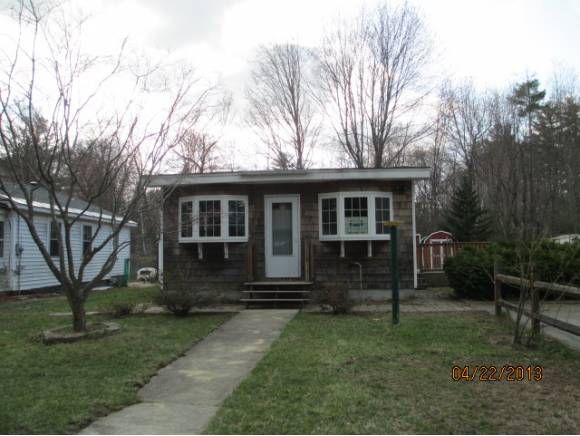 20 Field Ave, Salem, NH 03079