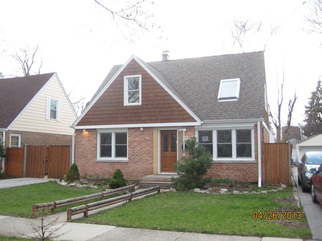 3138 Sunset Ln, Franklin Park, IL 60131