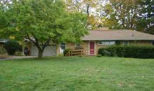 2365 Maple Dr Jackson, MI 49203