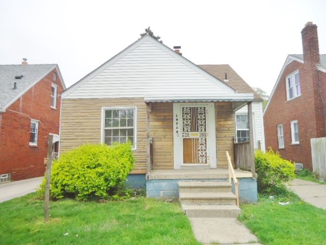 19724 Fairport St, Detroit, MI 48205