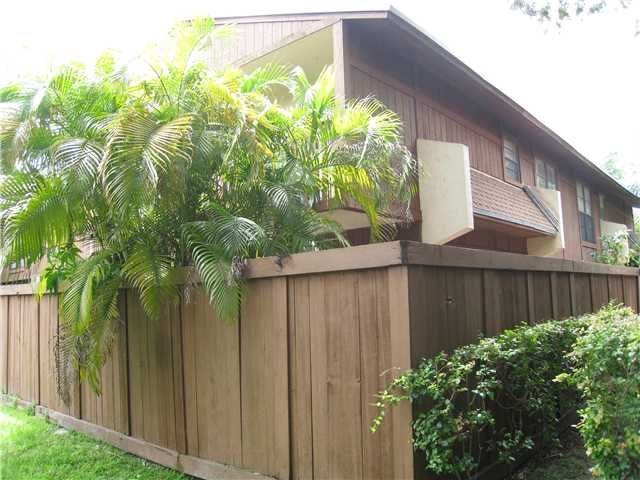 7009 SW 115 PL # A30, Miami, FL 33173