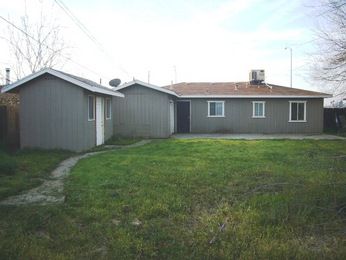 3873 East Mckinley Avenue, Fresno, CA 93703