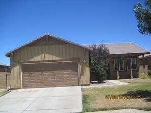 45526 2nd St E, Lancaster, CA 93535