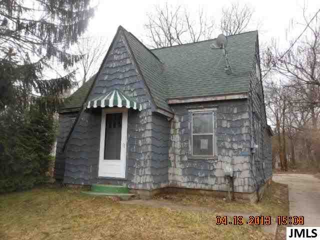 1908 Warren Ave, Jackson, MI 49203