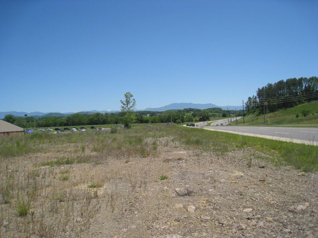 Veterans Blvd, Sevierville, TN 37862