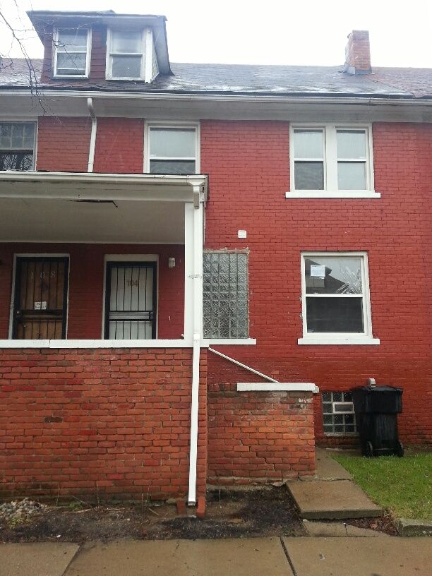 104 Mount Vernon St, Detroit, MI 48202