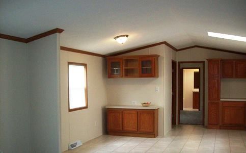 28029 Charlemagne, #X15, Romulus, MI 48174