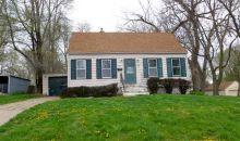 6717 Roseland Dr Urbandale, IA 50322