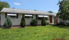 33 Conlin Dr Enfield, CT 06082