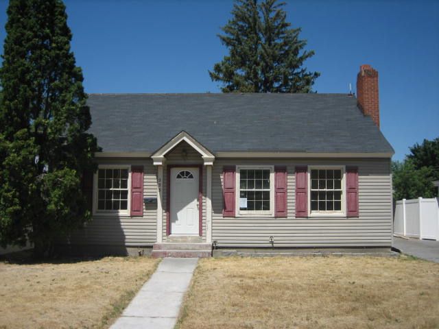 233 9th Street, Idaho Falls, ID 83404