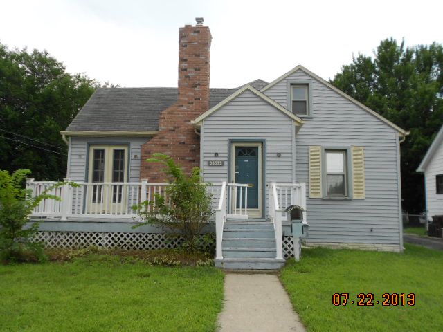 35533 John St, Wayne, MI 48184