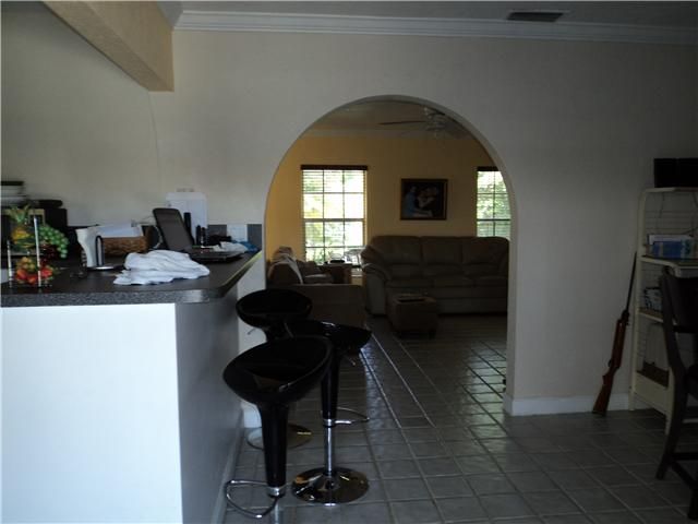 1560 W 46 ST # 234, Hialeah, FL 33012
