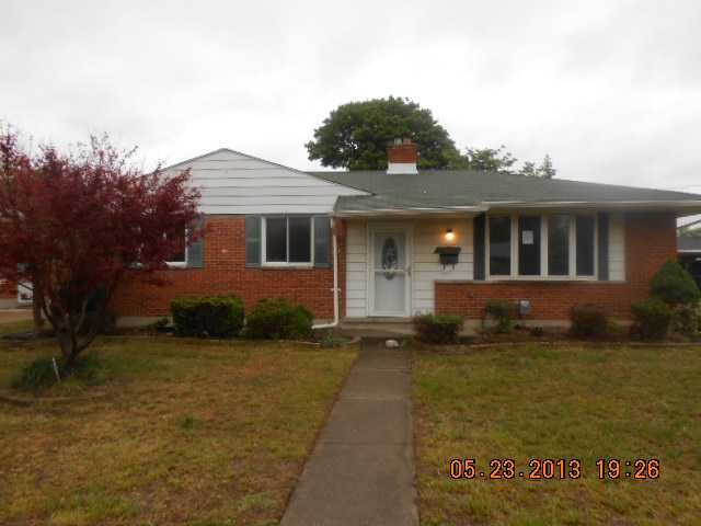 7030 N Wildwood St, Westland, MI 48185