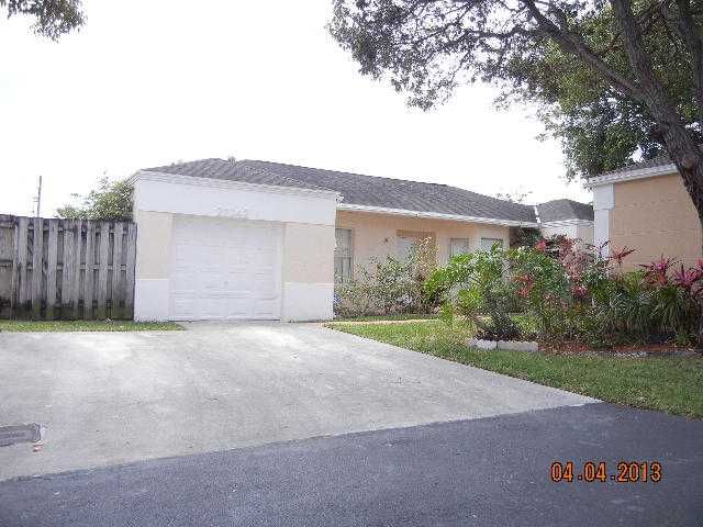 22242 SW 98 PL, Miami, FL 33190