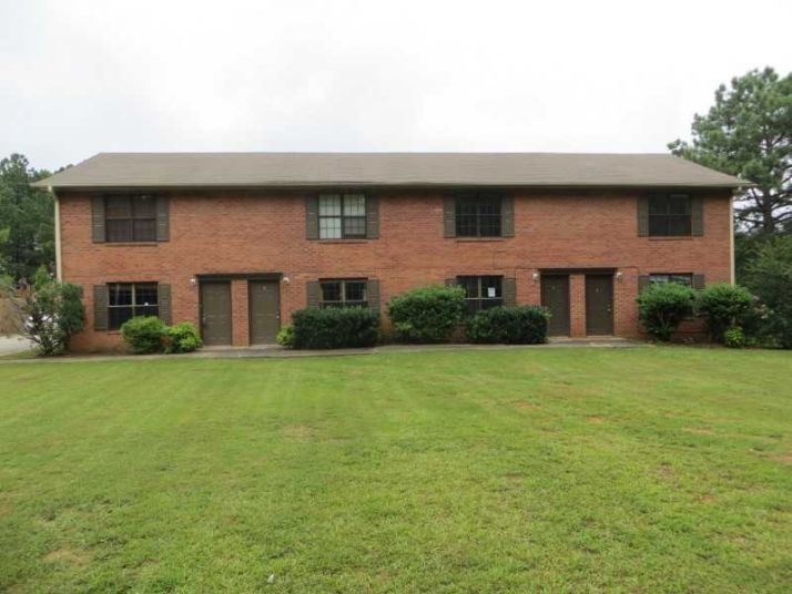 199 Old Zion Cemetery Rd, Loganville, GA 30052