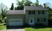 7 Elizabeth Ln Middletown, CT 06457