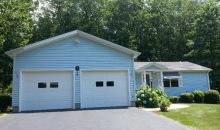 10 Hillcrest Drive Uncasville, CT 06382