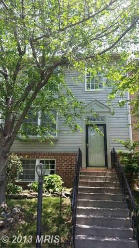 6031 Hydrangea Dr, Alexandria, VA 22310