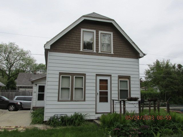 330 N 67th St, Milwaukee, WI 53213