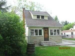 W347n5 210 Elm Avenue, Okauchee, WI 53069