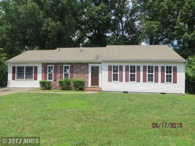 5124 Macnamara Dr, Fredericksburg, VA 22407