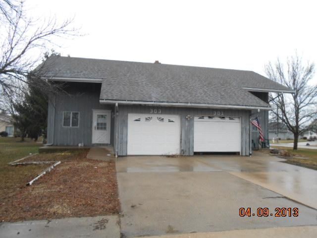 301 303 Pine St, Sauk City, WI 53583